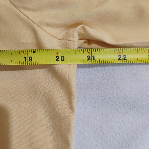 Coldwater Creek Soft Yellow Button-Down Shirt - Picture 6 of 7